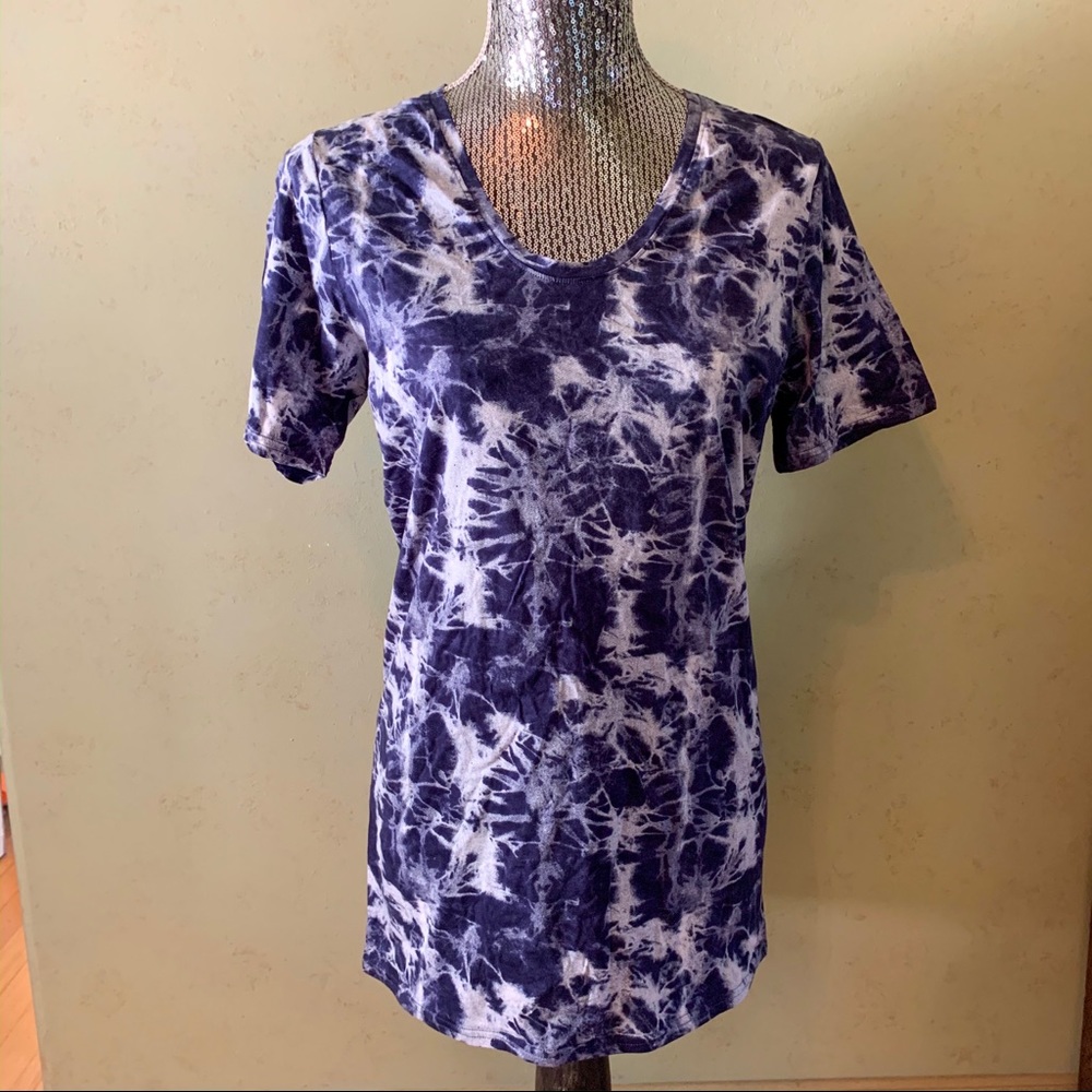 Under Armour Fitted  Tee